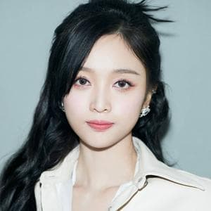 profile_Xuan Yi (WJSN)