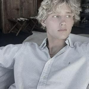profile_Gareth Carson