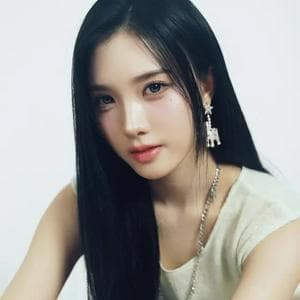 profile_Sullin (tripleS)