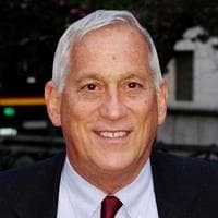 profile_Walter Isaacson