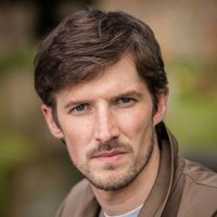 profile_Gwilym Lee