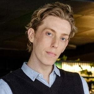 Harry Trevaldwyn MBTI Personality Type image
