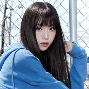 Choi Jungeun (IZNA) MBTI Personality Type image