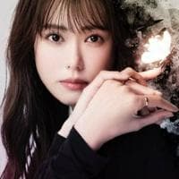 profile_Miho Karasawa (TRUE)