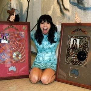 profile_Music of Bjork