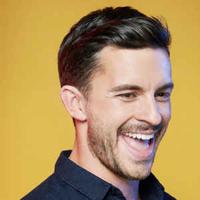 Jonathan Bailey tipe kepribadian MBTI image