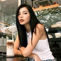 profile_Đồng Ánh Quỳnh