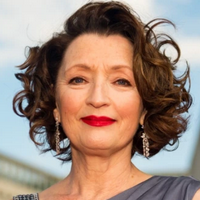 Lesley Manville tipe kepribadian MBTI image