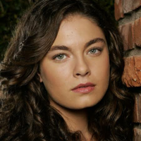 profile_Alexa Davalos