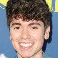 profile_Noah Galvin