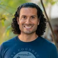 profile_Andrew Bustamante