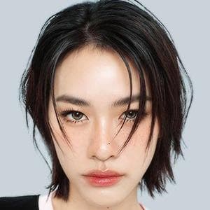 profile_Emi Thasorn Klinnium