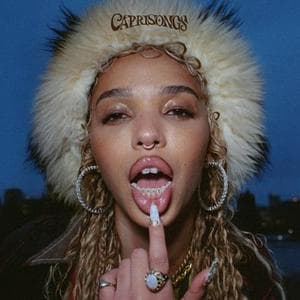 profile_FKA twigs - CAPRISONGS
