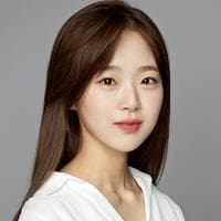 profile_Kim Shi-eun