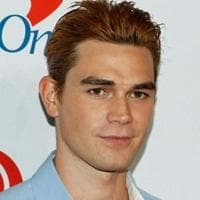 KJ Apa MBTI性格类型 image