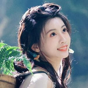 profile_Ling Long