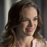 Dr. Caitlin Snow mbtiパーソナリティタイプ image