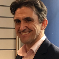 profile_Stephen McGann