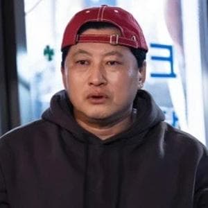profile_Mr. Lim