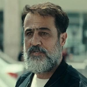 profile_Nosrat