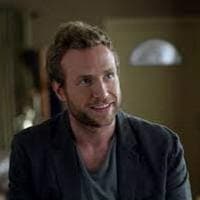 profile_Rafe Spall