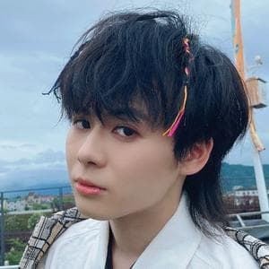 MC AV（小精灵） MBTI Personality Type image