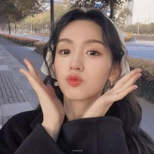 profile_Zhou Ye