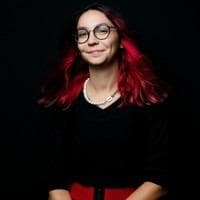 profile_Coralie Feniello