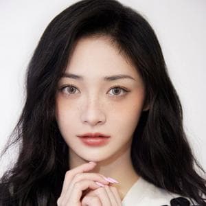 profile_Zhou Jieqiong / Kyulkyung