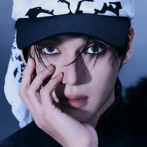 profile_Wooyoung (ATEEZ)