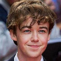 profile_Alex Lawther