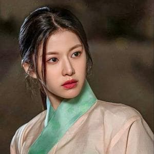profile_Jin Bu-Yeon (Naksu)