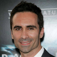 Nestor Carbonell نوع شخصية MBTI image