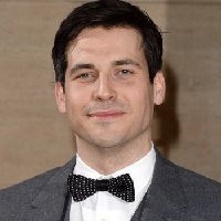 Rob James-Collier tipo de personalidade mbti image