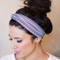 profile_Messy Bun With Headband