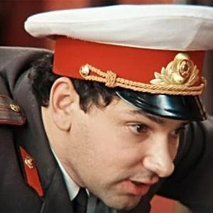 profile_Police lieutenant