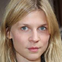 Clémence Poésy тип личности MBTI image