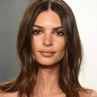 Emily Ratajkowski MBTI Personality Type image