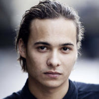 profile_Frank Dillane