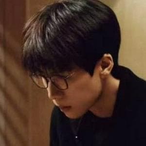 profile_Pei Zhen