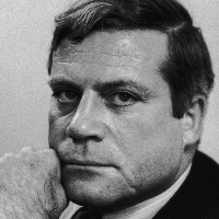 profile_Oliver Reed