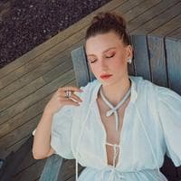 profile_Serenay Sarıkaya