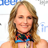 profile_Helen Hunt