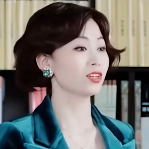profile_Yang Rong (the Female Lecturer)