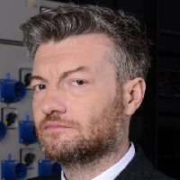 Charlie Brooker type de personnalité MBTI image