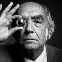 profile_José Saramago