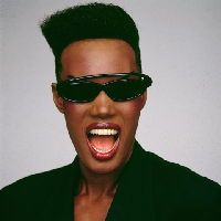 profile_Grace Jones