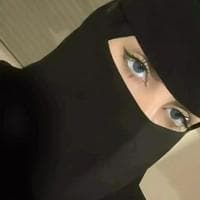 Niqab MBTI Personality Type image