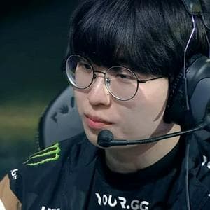 profile_Kim Gi-in (Kiin)