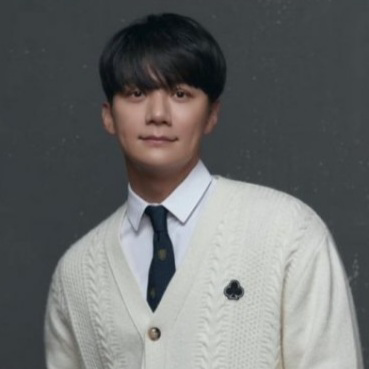 Lee Jaijin (SECHSKIES) MBTI Personality Type image